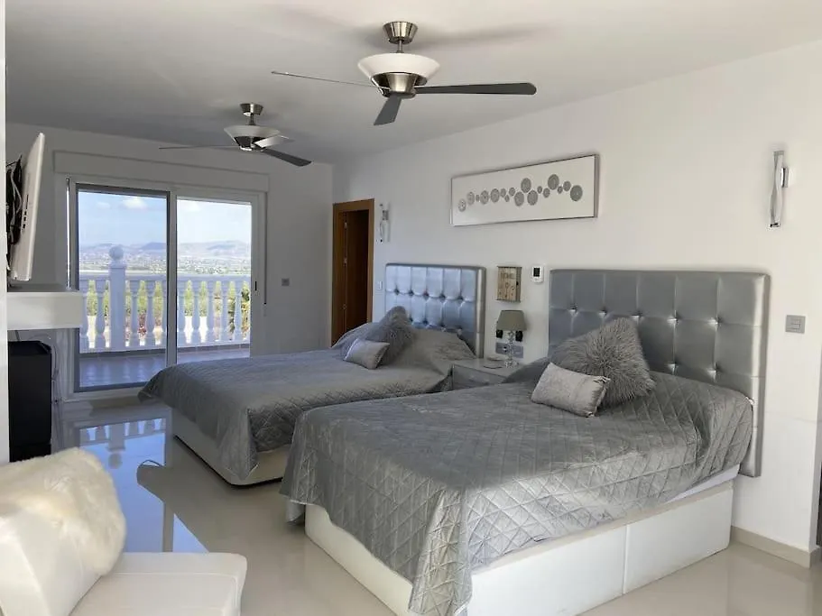Villa 4 Bedroom Villa, Private Pool, Lorca